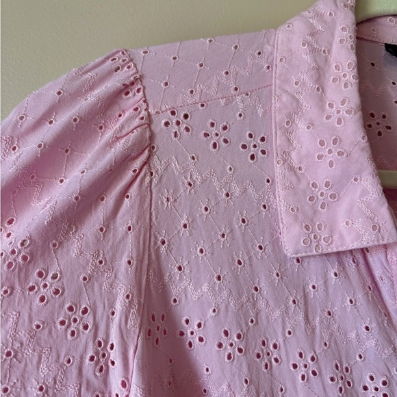 Torrid Plus Sz 2X Pink Eyelet Button Down Peplum Shirt - Picture 5 of 13